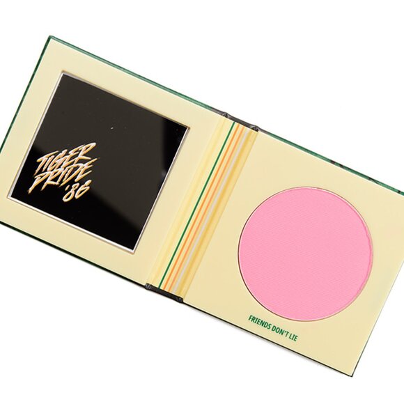 BNIB ✅MAC #Friends Don't Lie  Stranger Things Powder Blush  Limited Ed ✨NIB - Picture 13 of 14